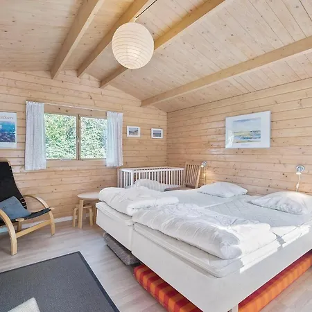 Three-Bedroom Holiday Home In Humble Casa vacanze Nordenbro Vesteregn