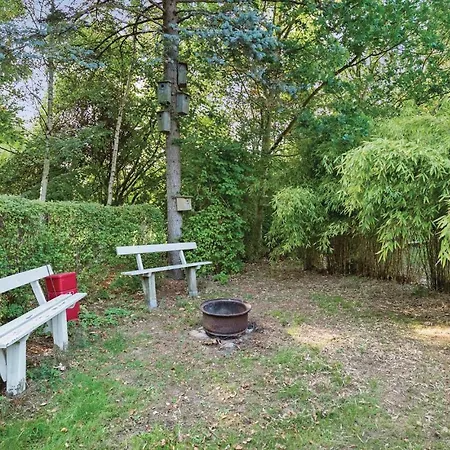 Three-Bedroom Holiday Home In Humble Casa vacanze