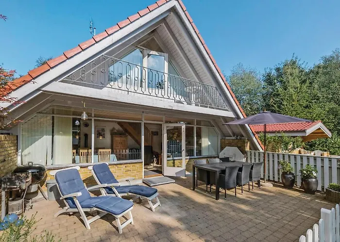 Feriehus Three-Bedroom Holiday Home In Humble Nordenbro Vesteregn